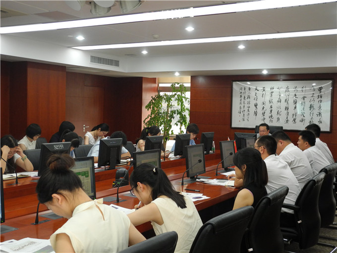 周勇会见东京商品交易所及新加坡辉立期货开元网页版客人