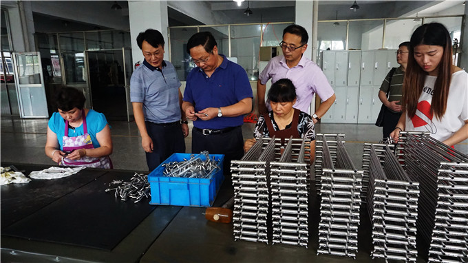 王正喜董事长赴丹阳弘业福天渔具有限开元网页版和金坛爱涛针织有限开元网页版调研