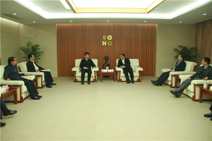 淮安市长曲福田、市政协主席王维凯到开元网页版集团考察调研