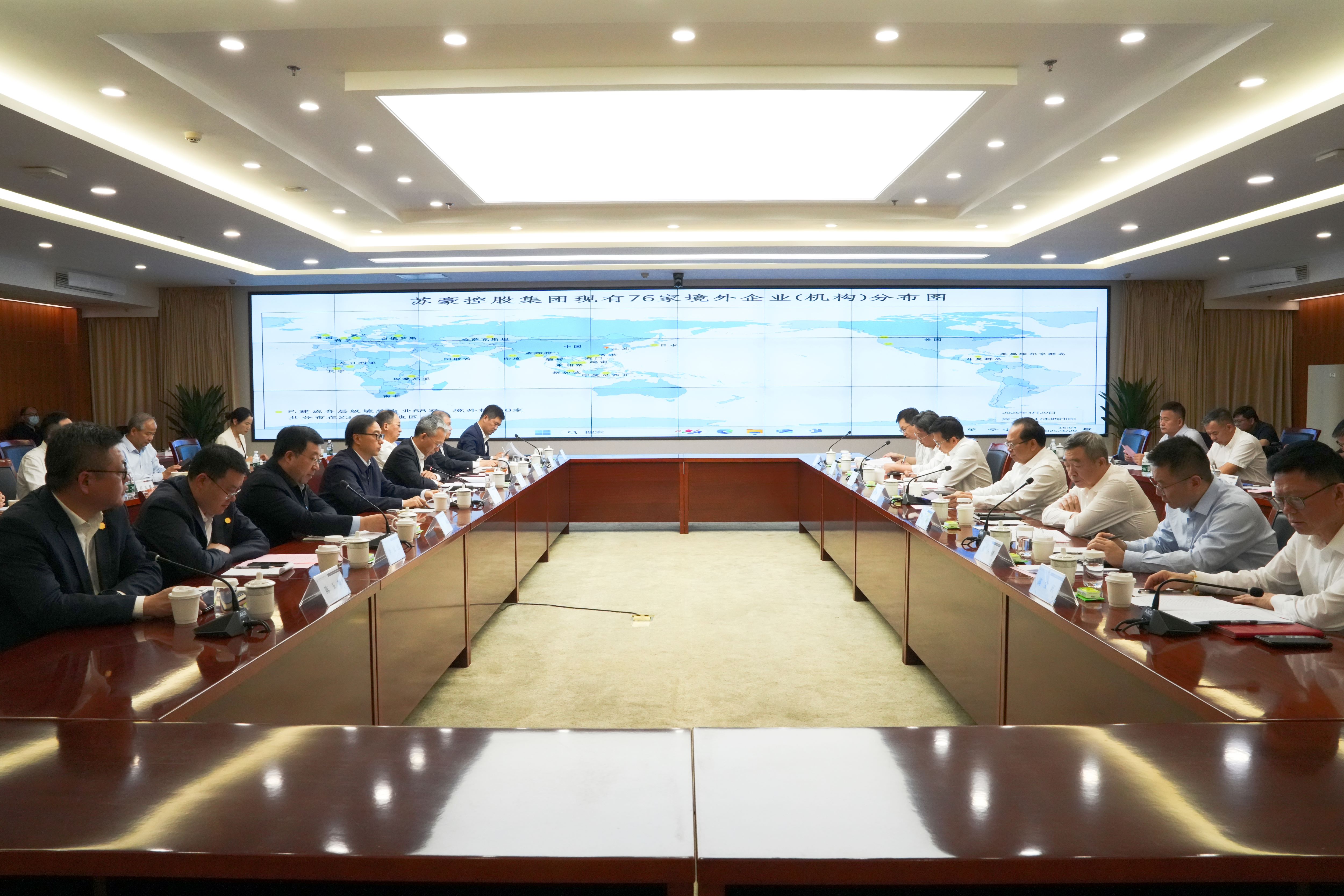 广西自治区党委常委、南宁市委书记农生文，南宁市委副书记、市长侯刚一行调研开元网页版集团
